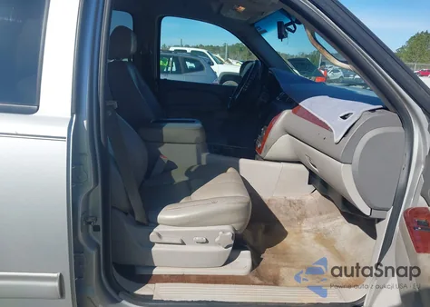 2011 Chevrolet Tahoe Lt из США, поврежденный, VIN 1GNSCBE04BR186961